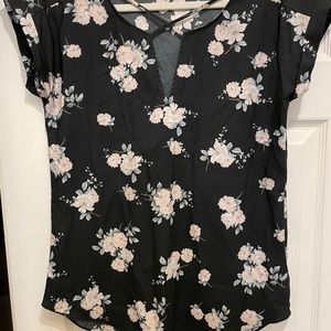 Express cap sleeve floral top size S